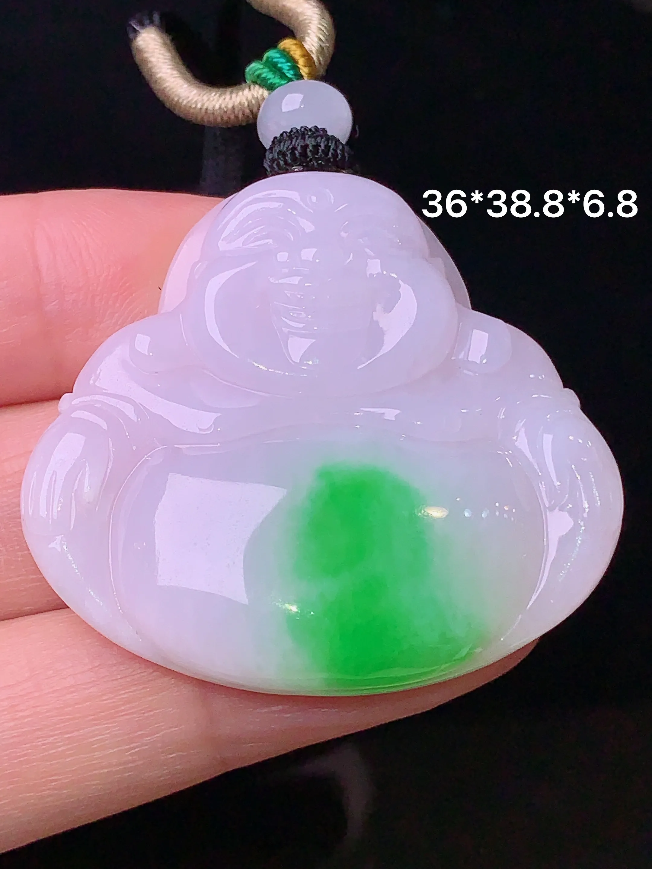 飘绿佛公吊坠 玉质细腻 色泽清新艳丽 整体尺寸36*38.8*6.8