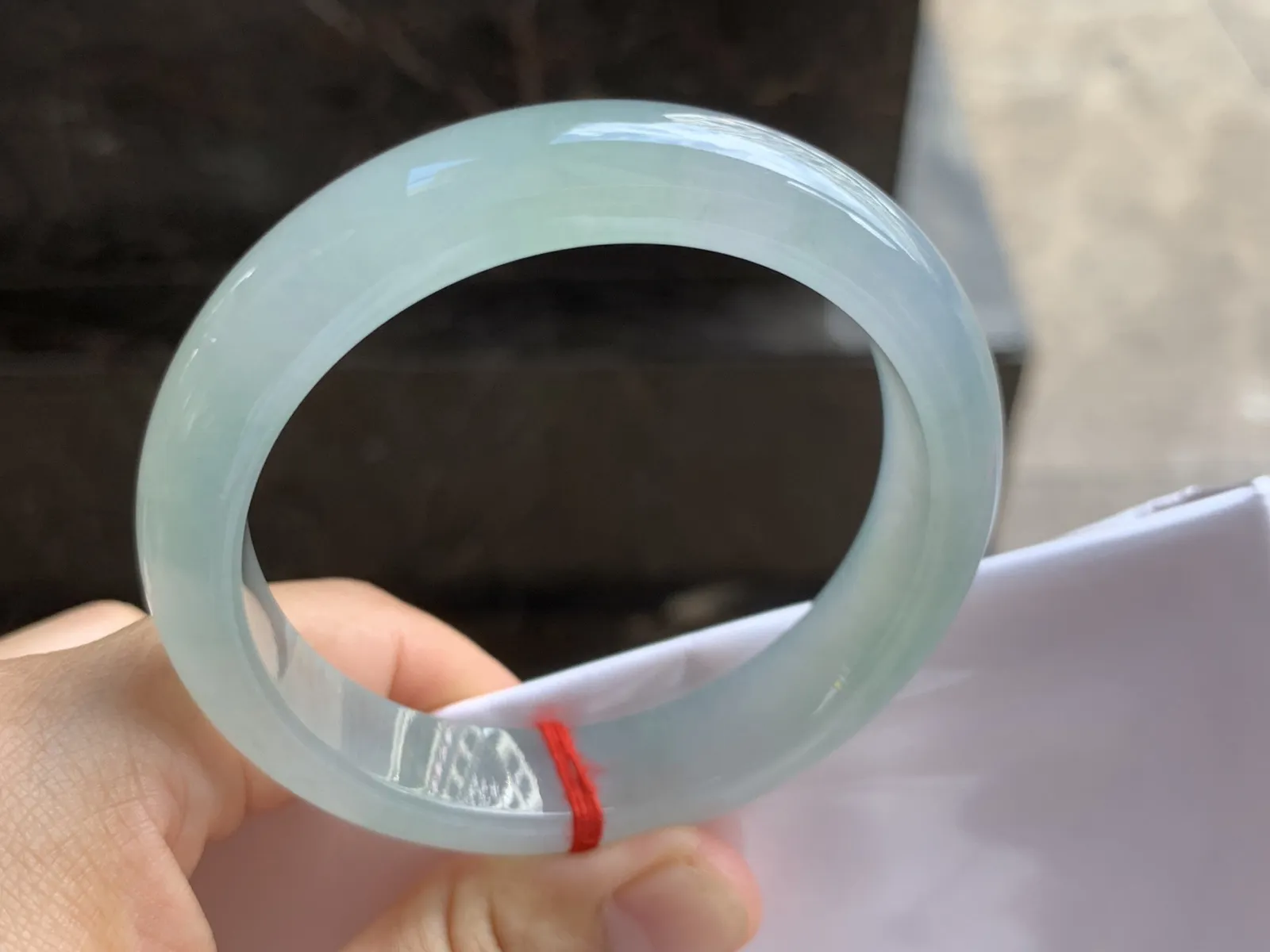 55-12.8-8.5mm
冰种晴水手镯 水润冰透 底色漂亮