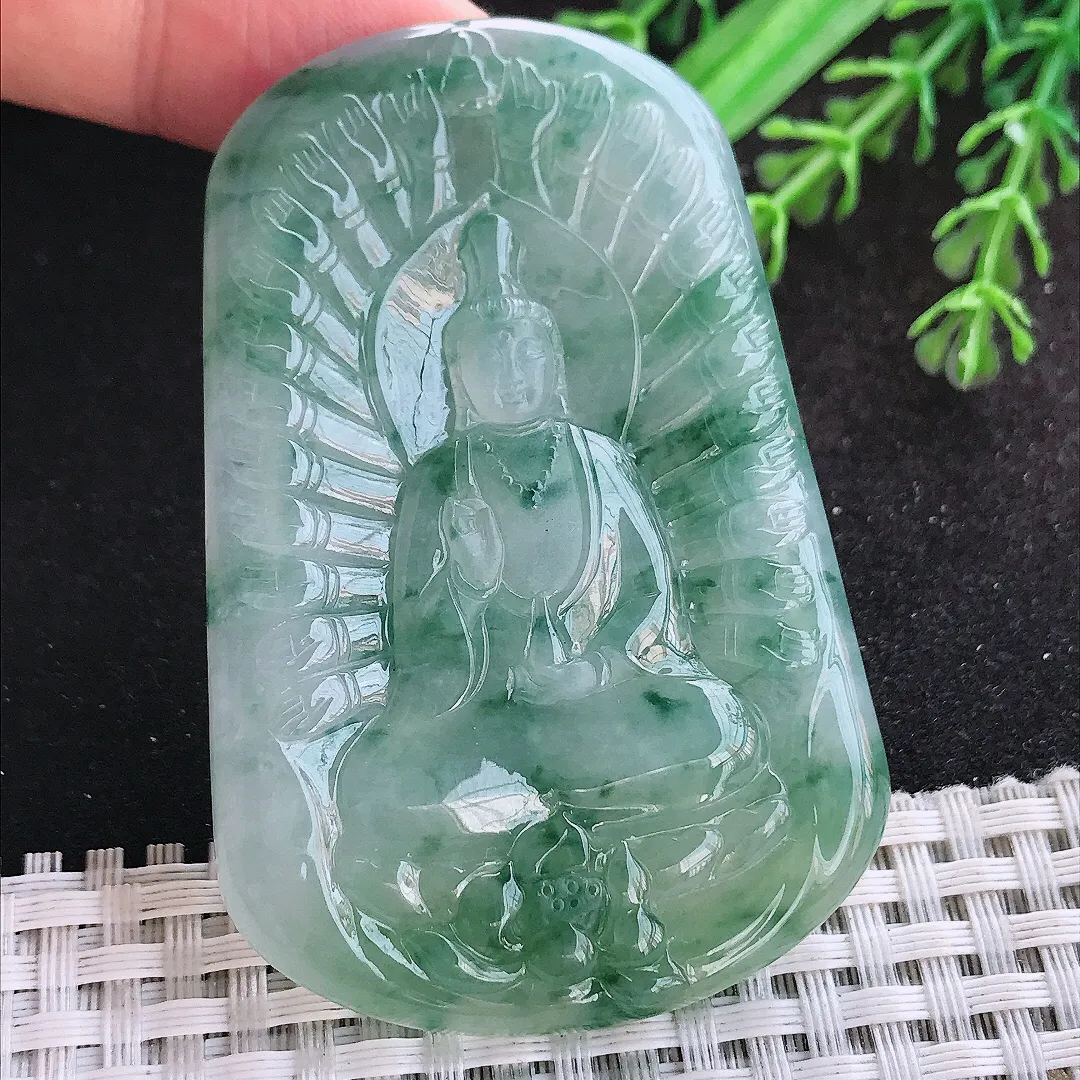 自然光66.8/44.5/6老坑冰胶水灵特色飘花千手观音挂件翡翠玉吊坠百搭