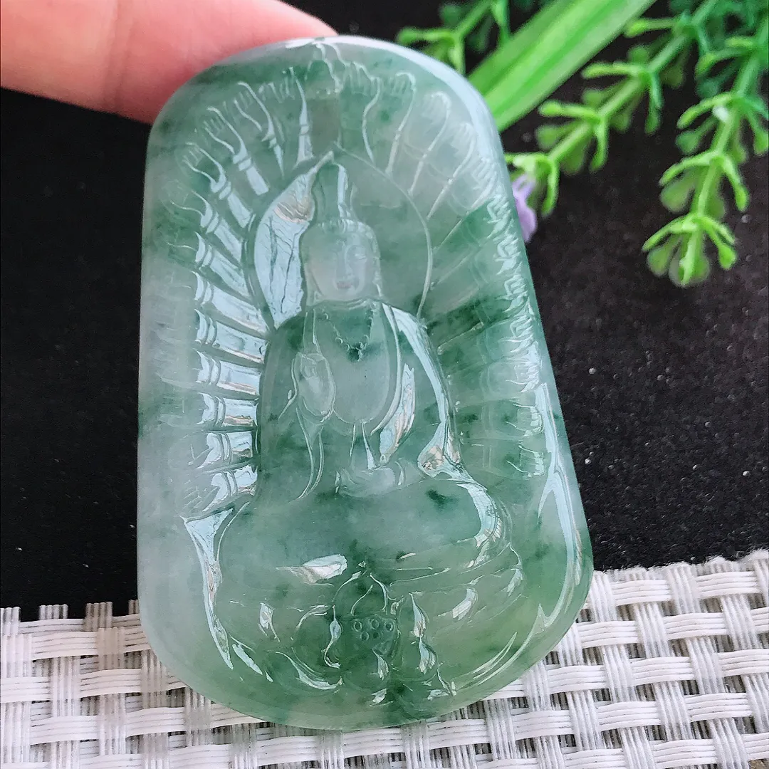 自然光66.8/44.5/6老坑冰胶水灵特色飘花千手观音挂件翡翠玉吊坠百搭