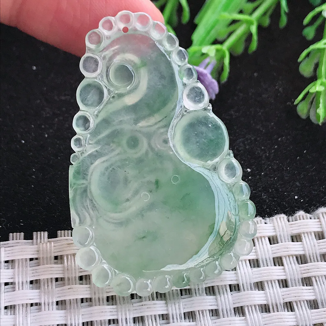 自然光47/31/6.8老坑冰透果冻胶冰晴绿如意龙挂件翡翠玉吊坠百搭