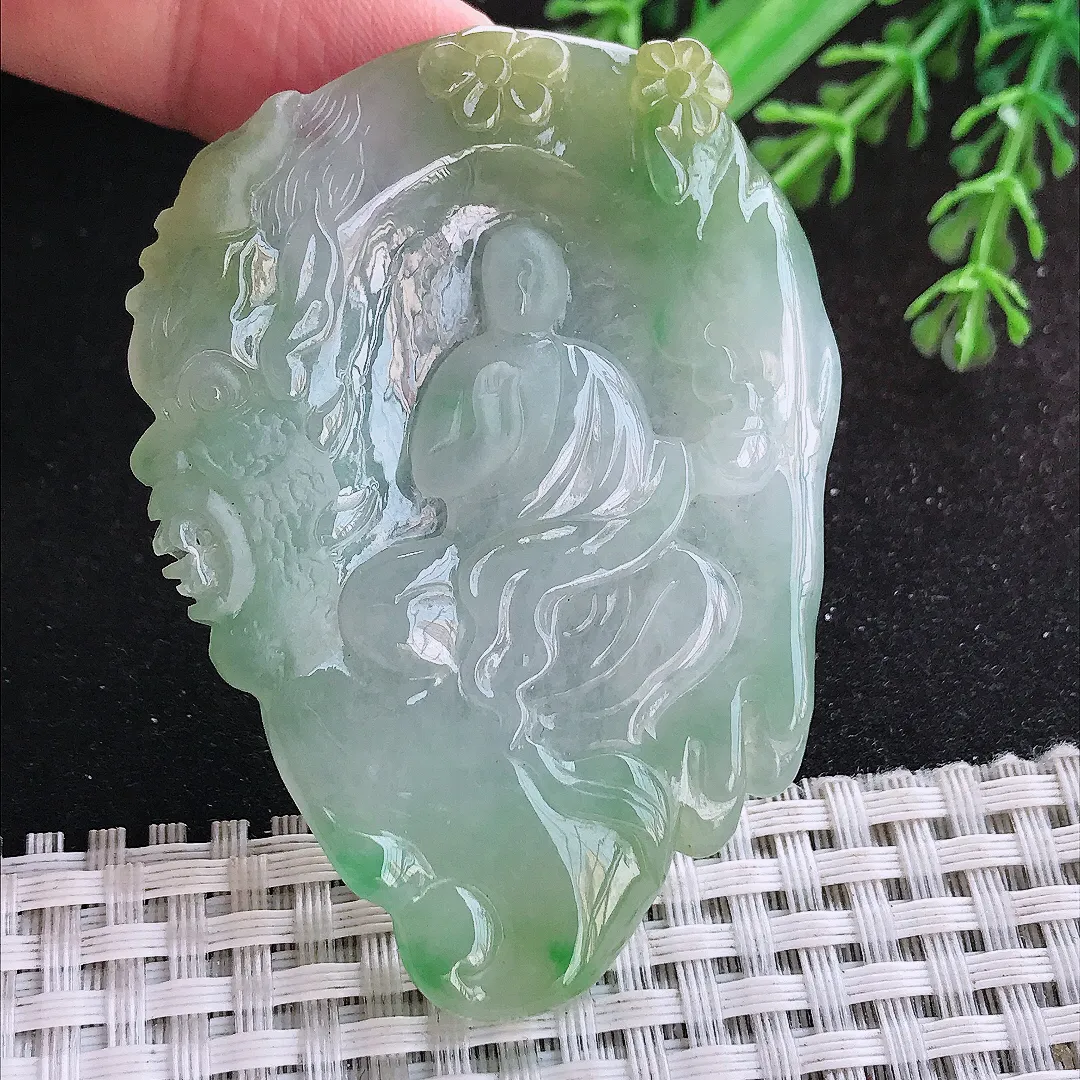 自然光64/47/5.6老坑冰胶水灵黄加绿佛魔一念挂件翡翠玉吊坠百搭