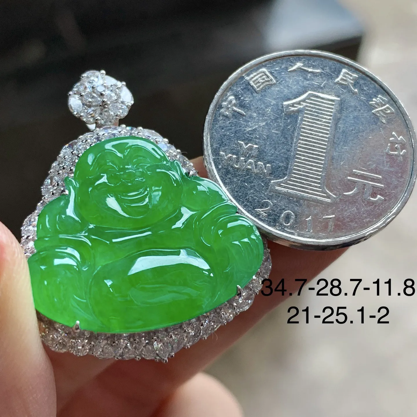 金钻镶嵌辣绿色佛公
