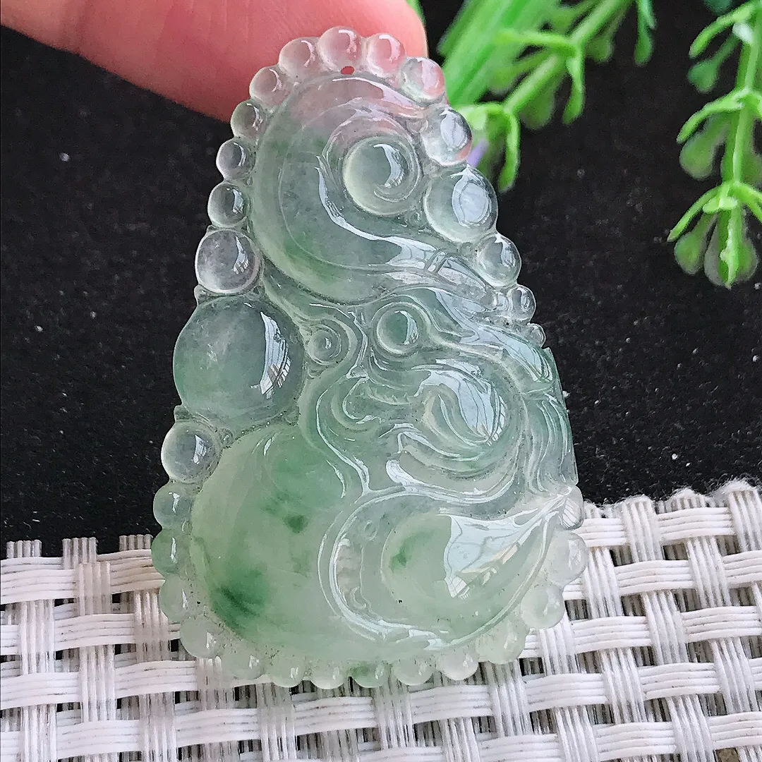 自然光47/31/6.8老坑冰透果冻胶冰晴绿如意龙挂件翡翠玉吊坠百搭