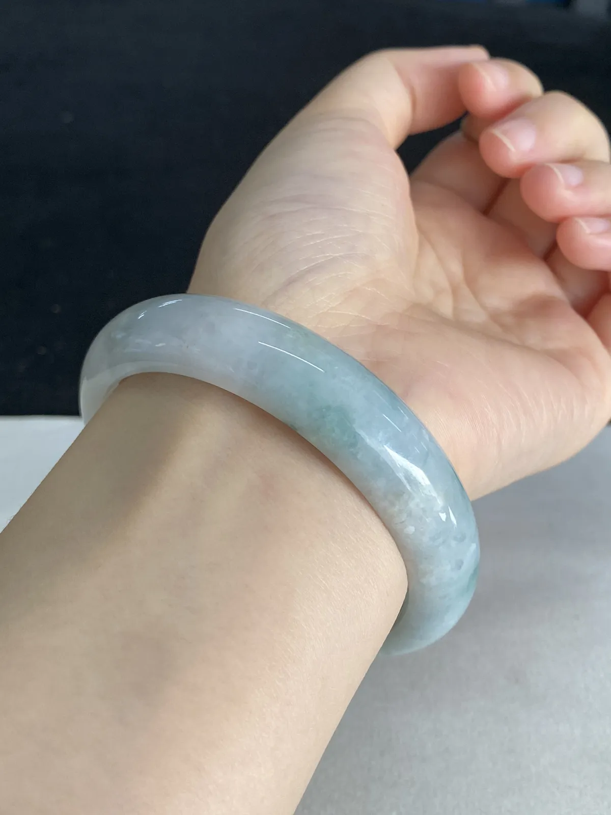 正圈57圈口，翡翠手镯