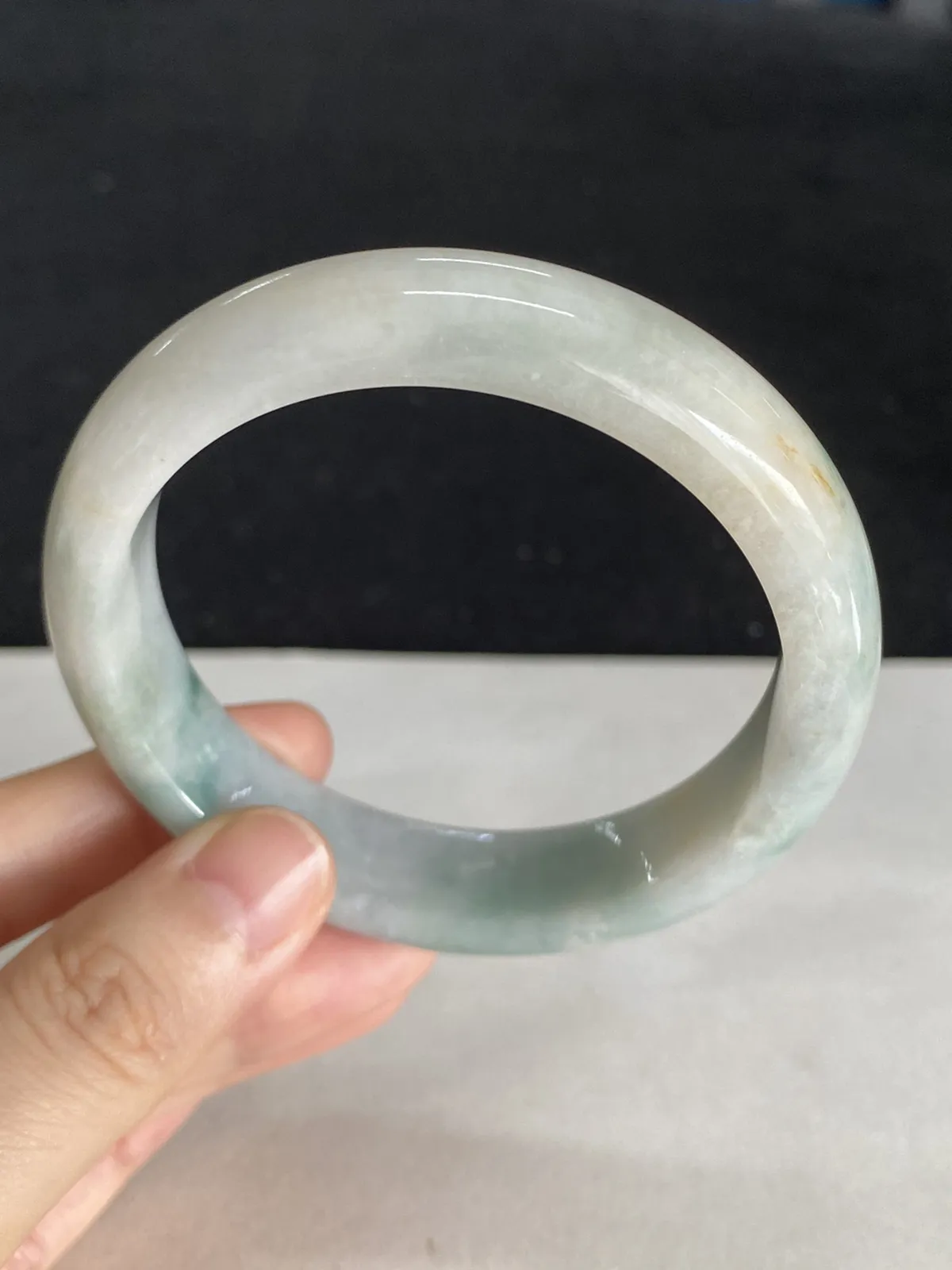正圈57圈口，翡翠手镯