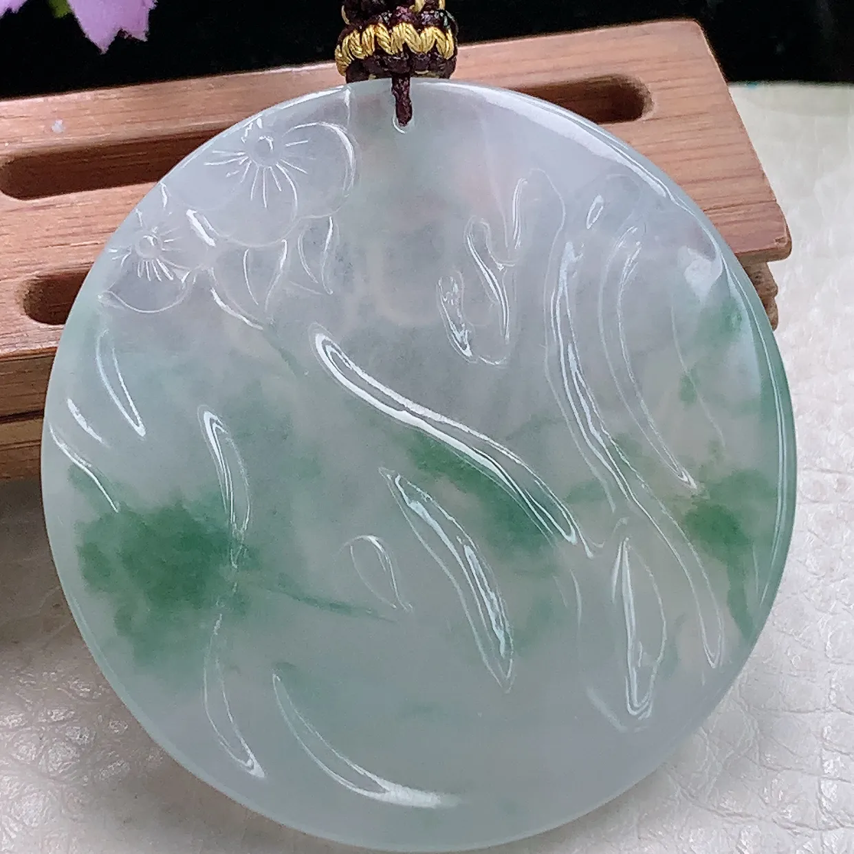 qxm实拍47*5.8缅甸翡翠冰飘花虚空藏菩萨玉吊坠生肖守护神