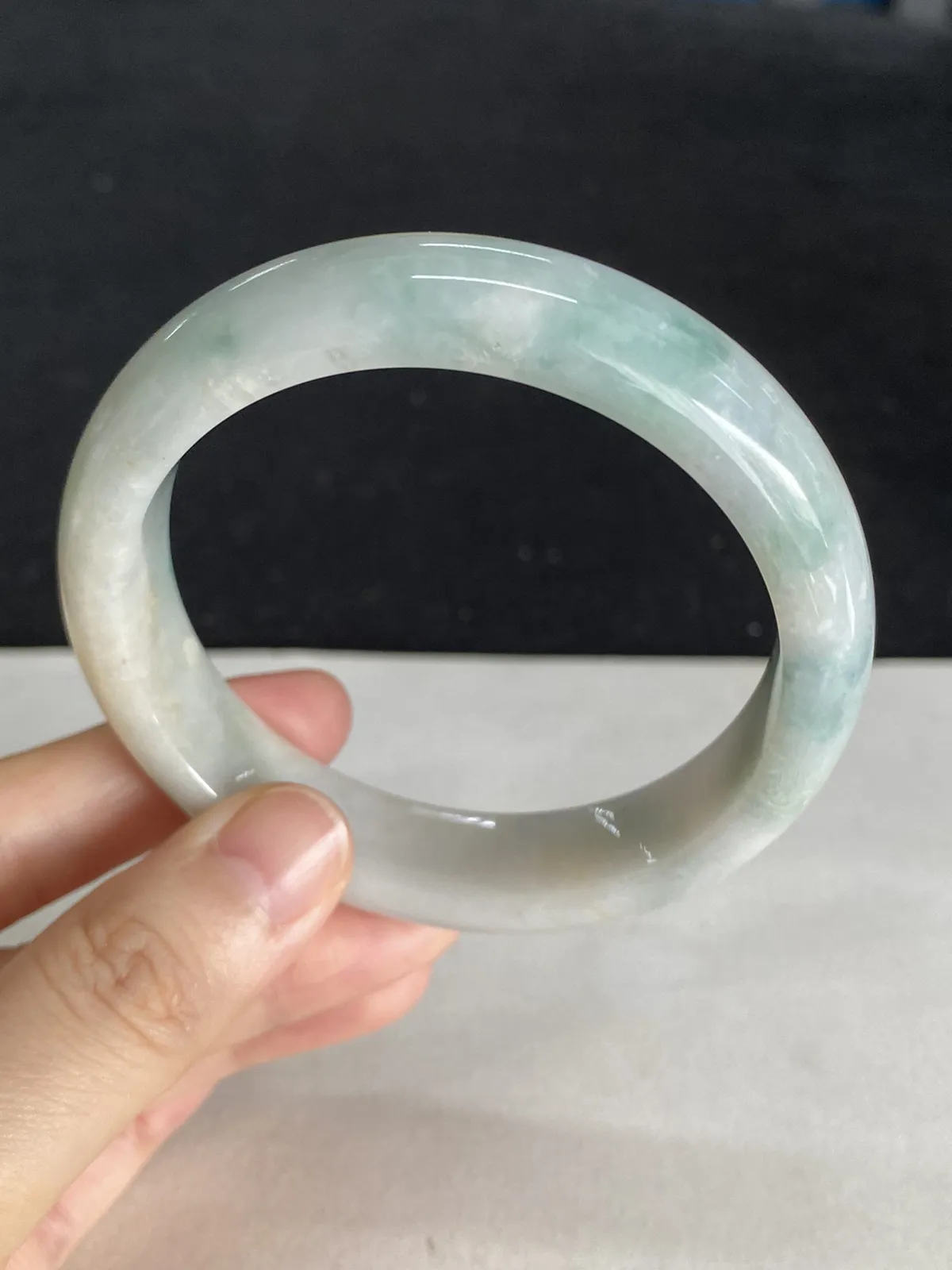 正圈57圈口，翡翠手镯
