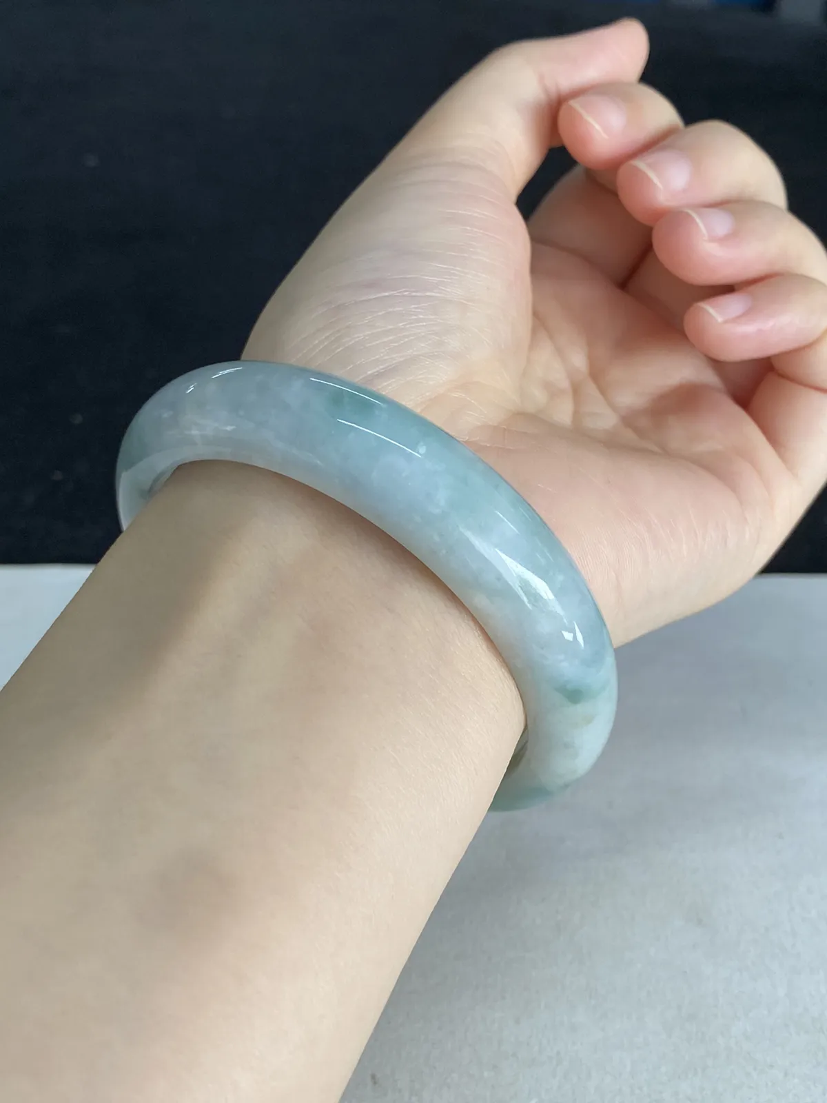 正圈57圈口，翡翠手镯