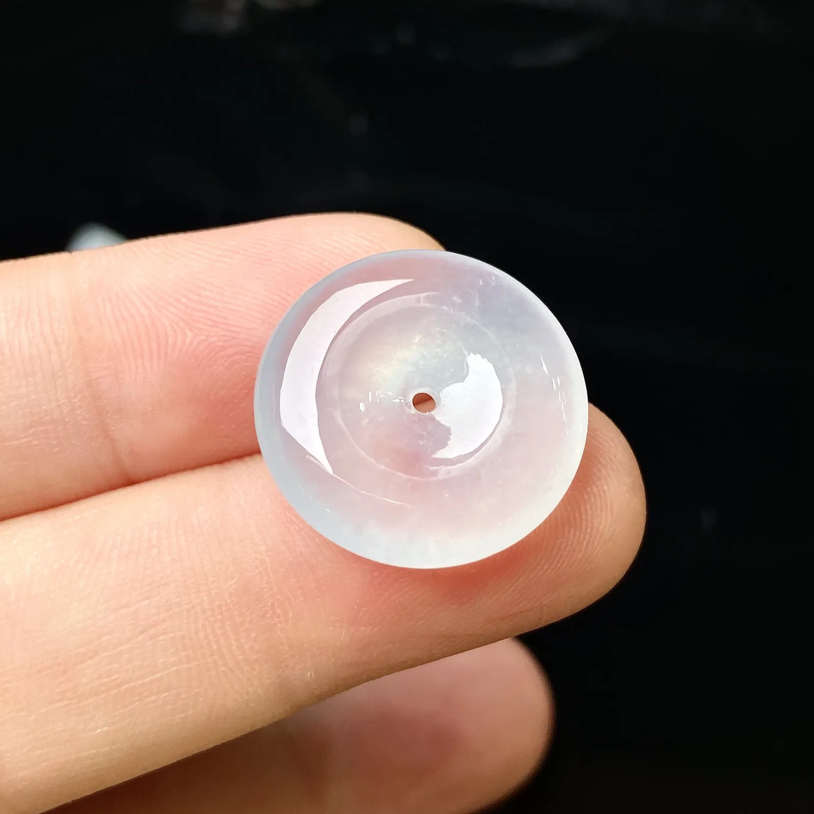 冰种平安扣，冰冰润润，玉质细腻，种水足 尺寸19.5*4.5