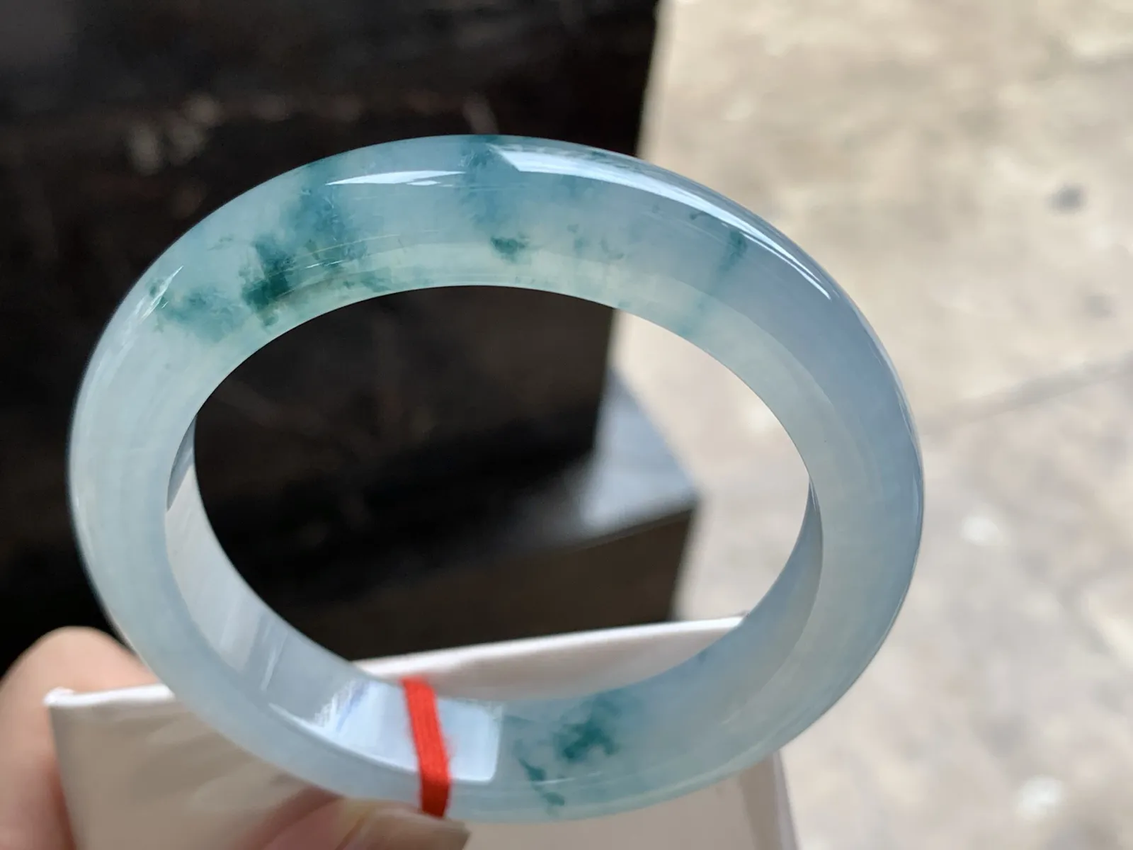 57-12.3-9.3

蓝花手镯^_^起光飘花灵韵