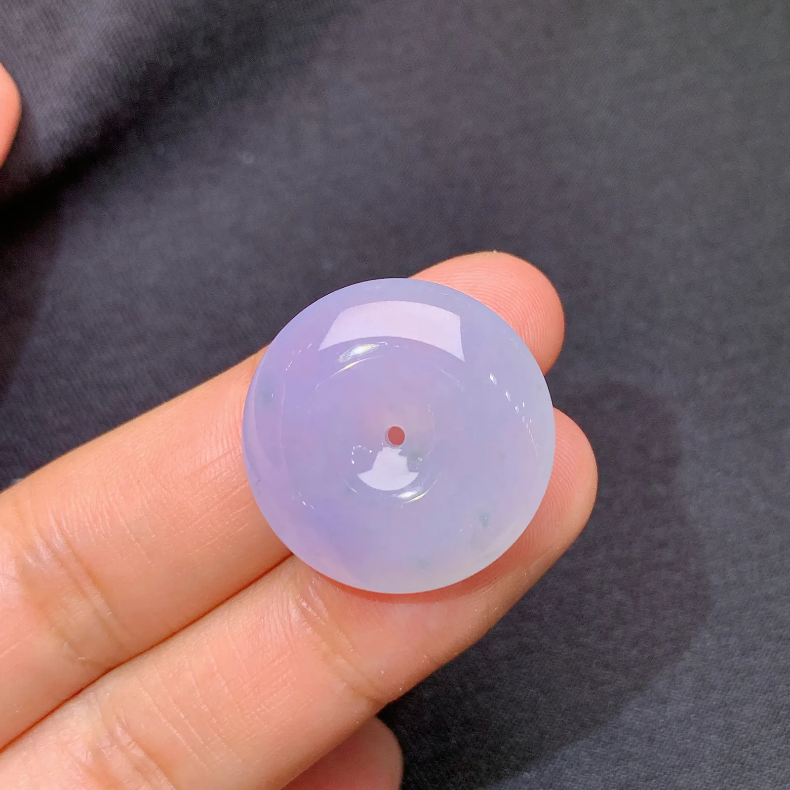 紫罗兰平安扣，温润细腻，颜色鲜艳，种水足，Xq 尺寸22.1*6.5