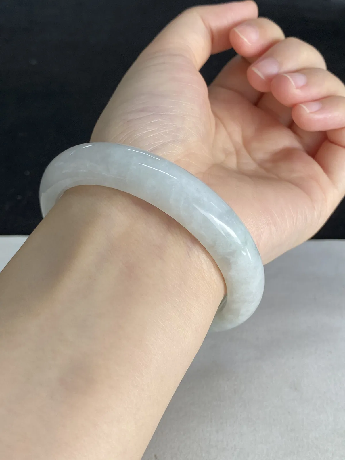正圈56.6圈口，翡翠手镯