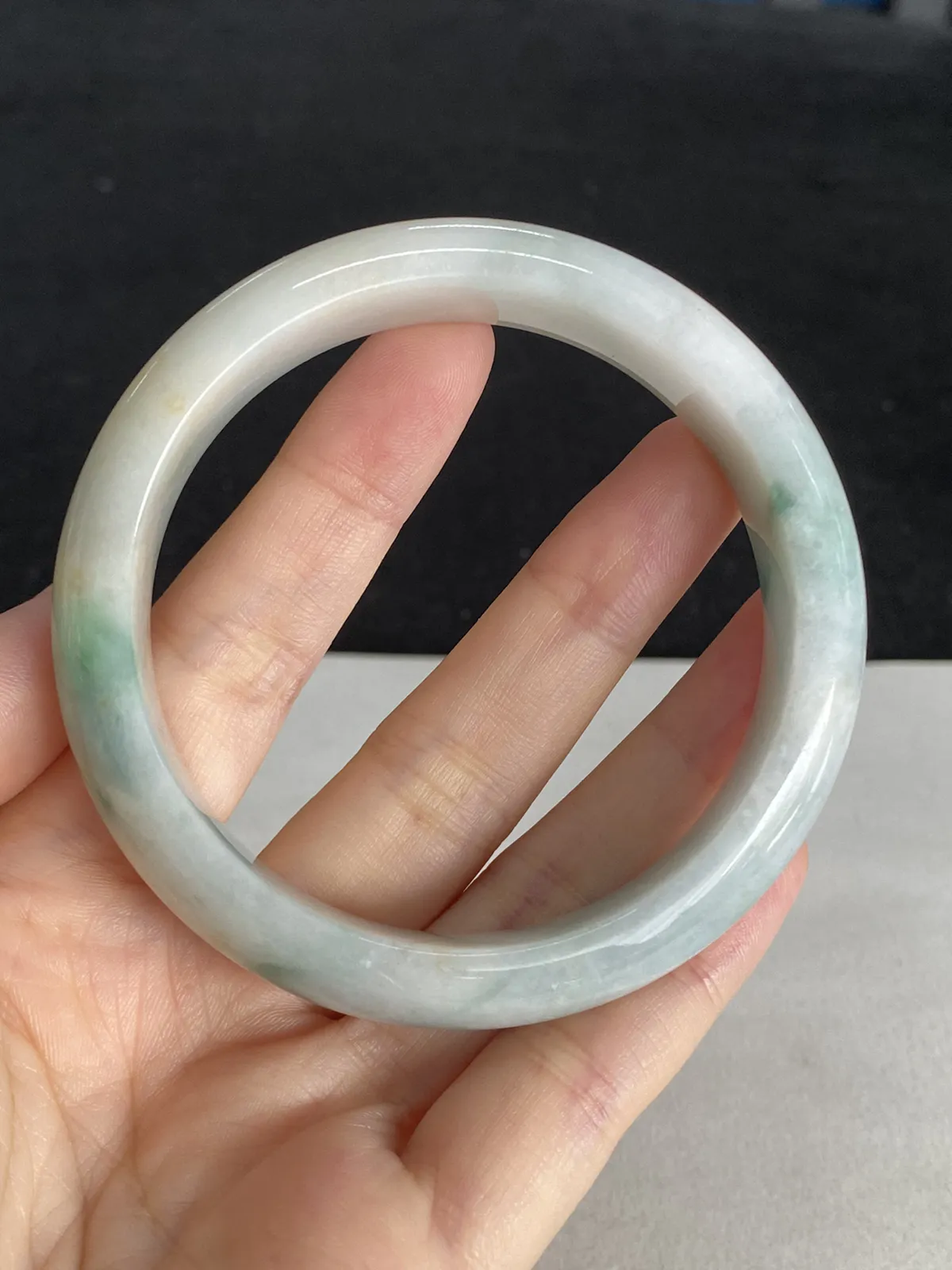 正圈57圈口，翡翠手镯