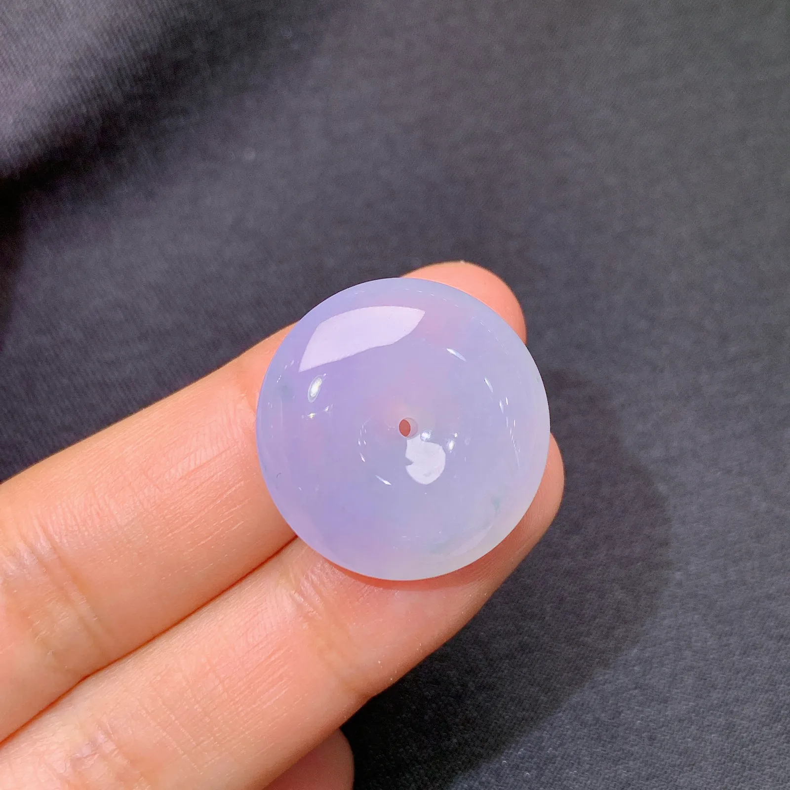 紫罗兰平安扣，温润细腻，颜色鲜艳，种水足，Xq 尺寸22.1*6.5