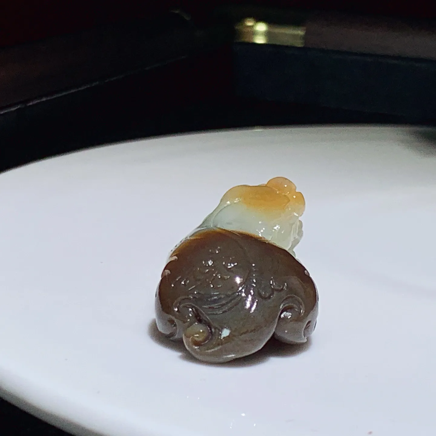 新疆和田玉且末糖招财进宝貔貅挂件。尺寸45/22/14重21.8克 玉质细腻油润 底色纯净 脂粉好，品质好。lt251014