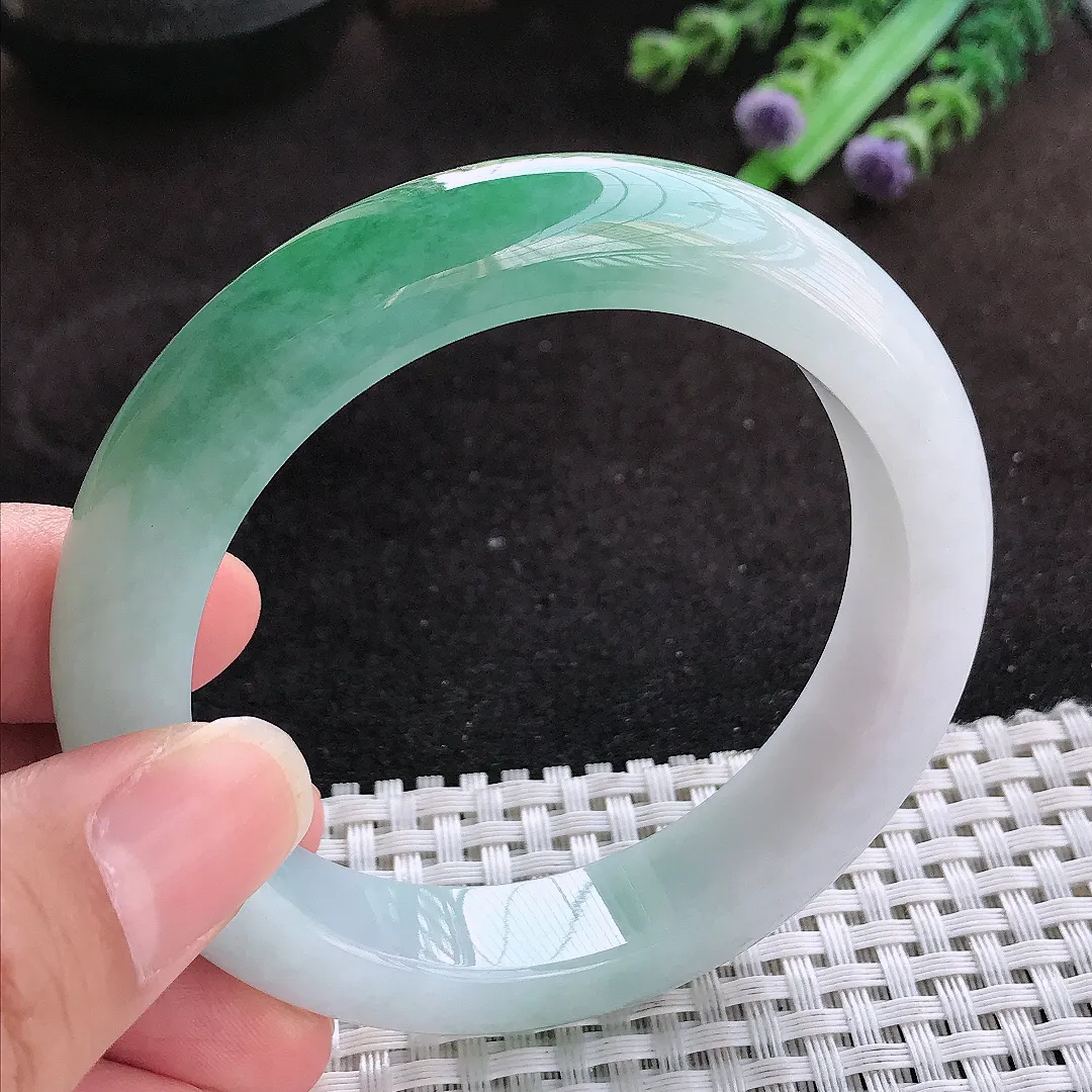 自然光56/13.2/9.3老坑精美温润飘花手镯玉镯子美人镯手环