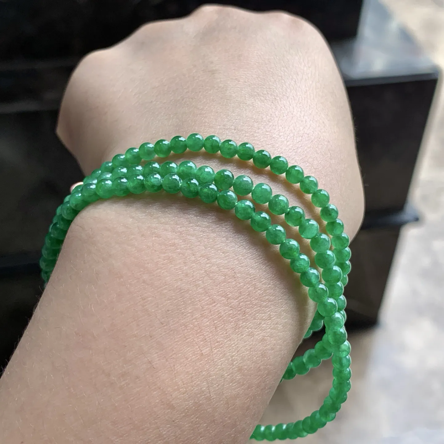 辣绿色珠串^_^鲜艳 浓郁