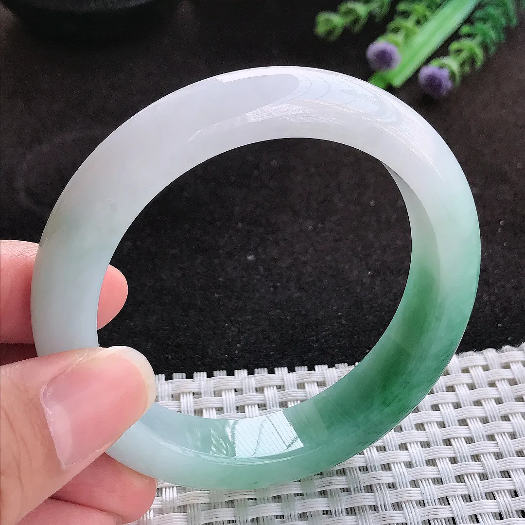 自然光56/13.2/9.3老坑精美温润飘花手镯玉镯子美人镯手环