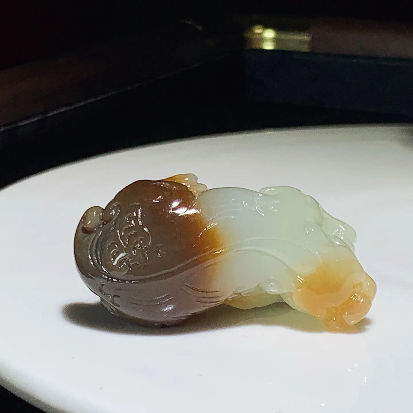 新疆和田玉且末糖招财进宝貔貅挂件。尺寸45/22/14重21.8克 玉质细腻油润 底色纯净 脂粉好，品质好。lt251014