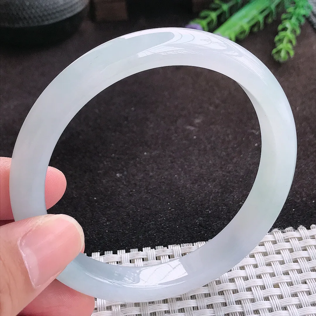 自然光63.5/11/8.6老坑冰胶果冻冰纯白月光大圈口手镯翡翠玉镯子手环