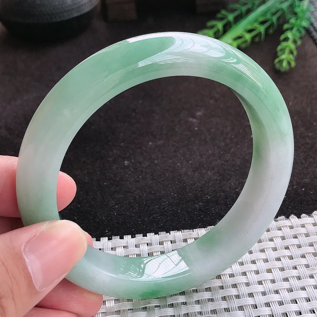 自然光61.5/13.2/9.8老坑冰润水灵飘花大圈口手镯翡翠玉镯子美人镯手环