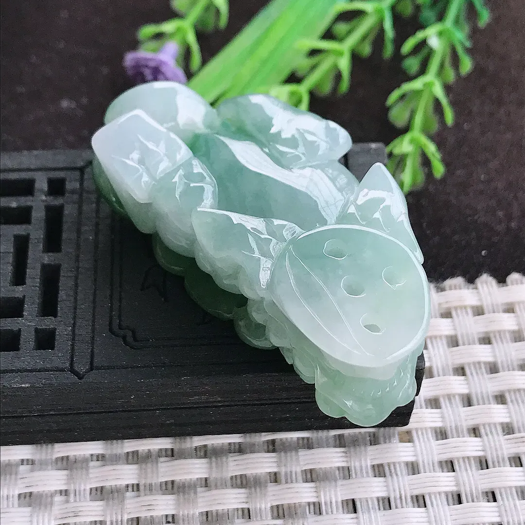 自然光49/23/14老坑精美温润飘绿貔貅挂件翡翠玉吊坠百搭
