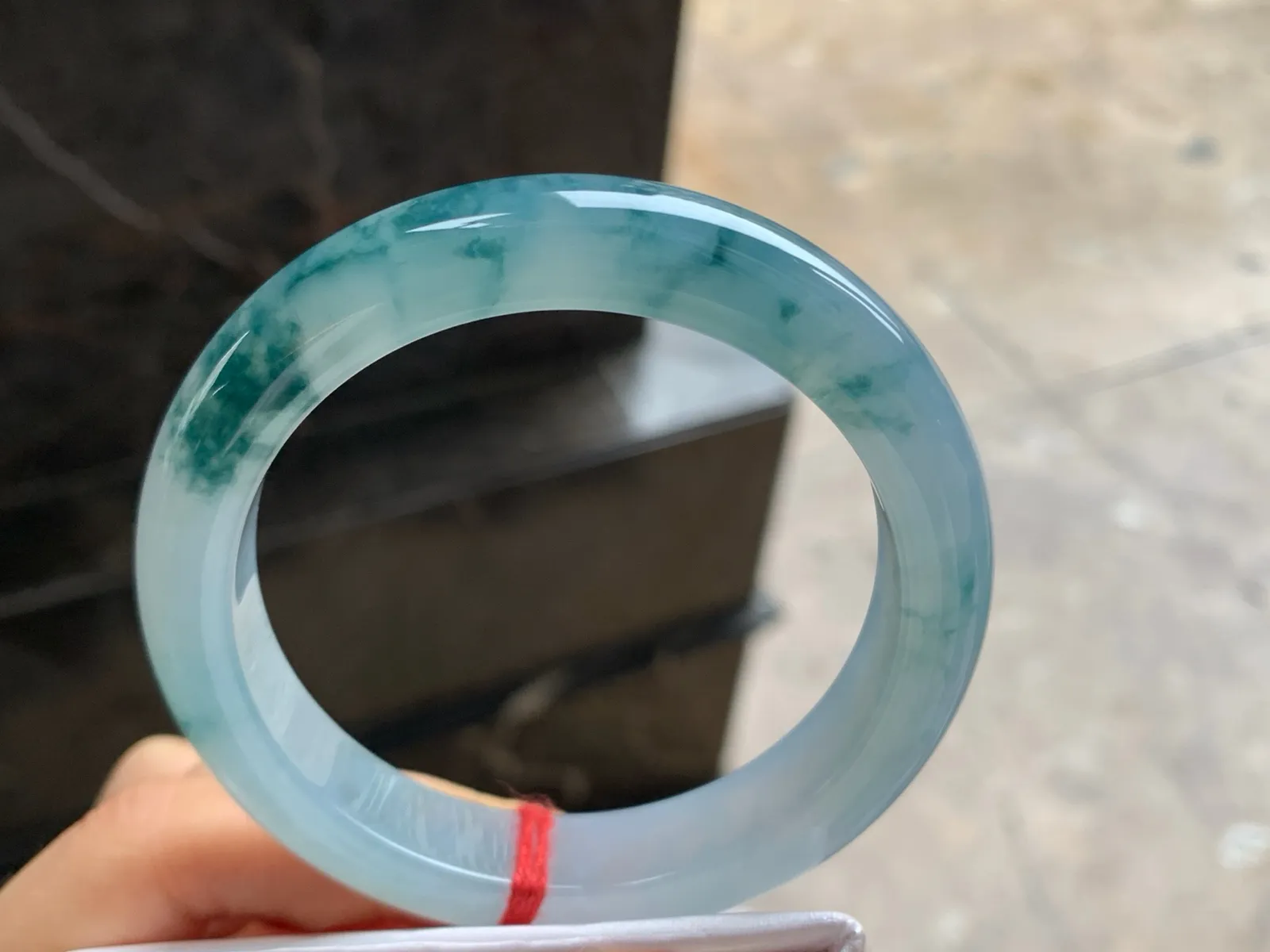 56-12-9

蓝花手镯^_^飘花灵韵
