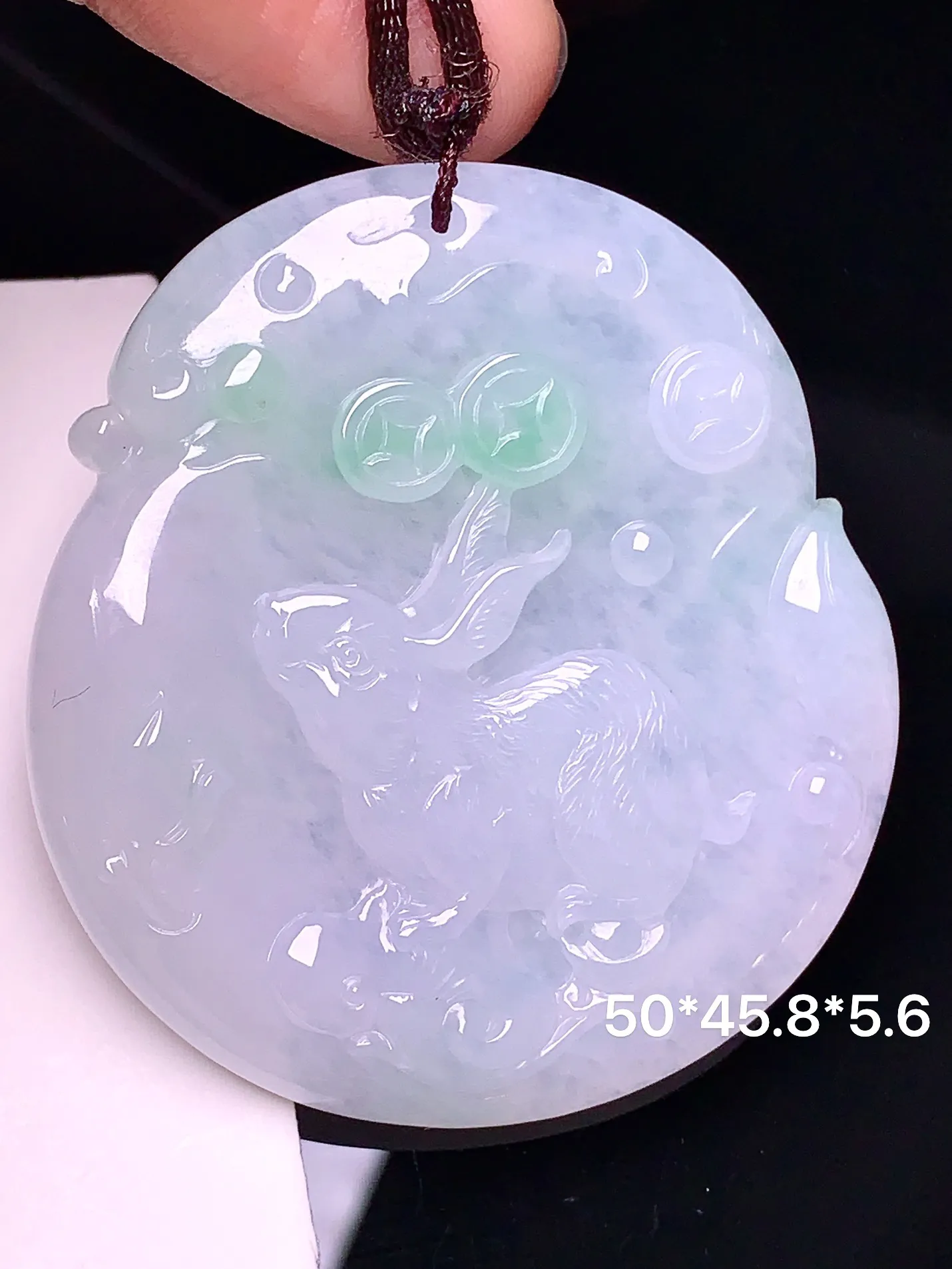 飘绿生肖兔吊坠 玉质细腻 色泽清新艳丽 整体尺寸50*45.8*5.6
