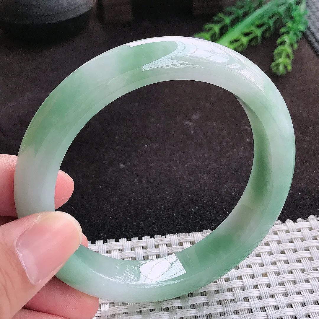自然光61.5/13.2/9.8老坑冰润水灵飘花大圈口手镯翡翠玉镯子美人镯手环