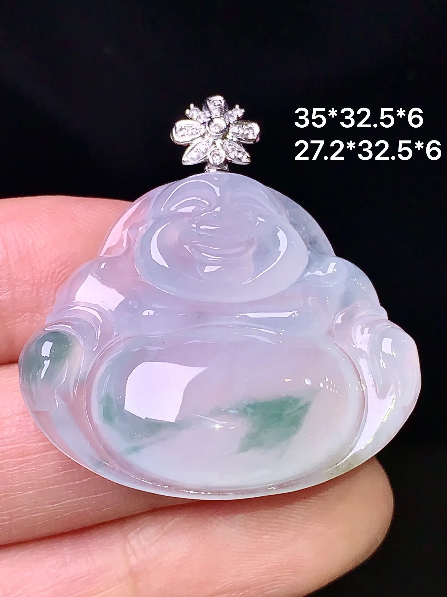 18k金钻镶嵌飘绿佛公吊坠 玉质细腻 色泽清新艳丽 整体尺寸35*32.5*6
