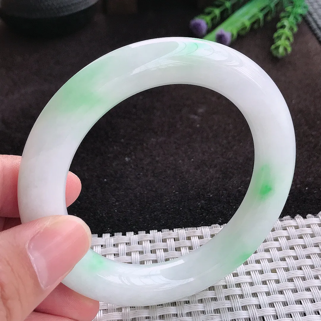 自然光56/11.8/12老坑秀气温润飘绿圆条手镯翡翠玉镯子美人镯手环