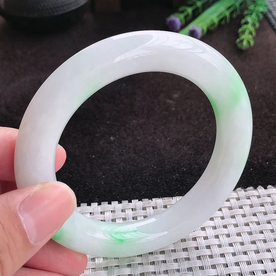 自然光56/11.8/12老坑秀气温润飘绿圆条手镯翡翠玉镯子美人镯手环