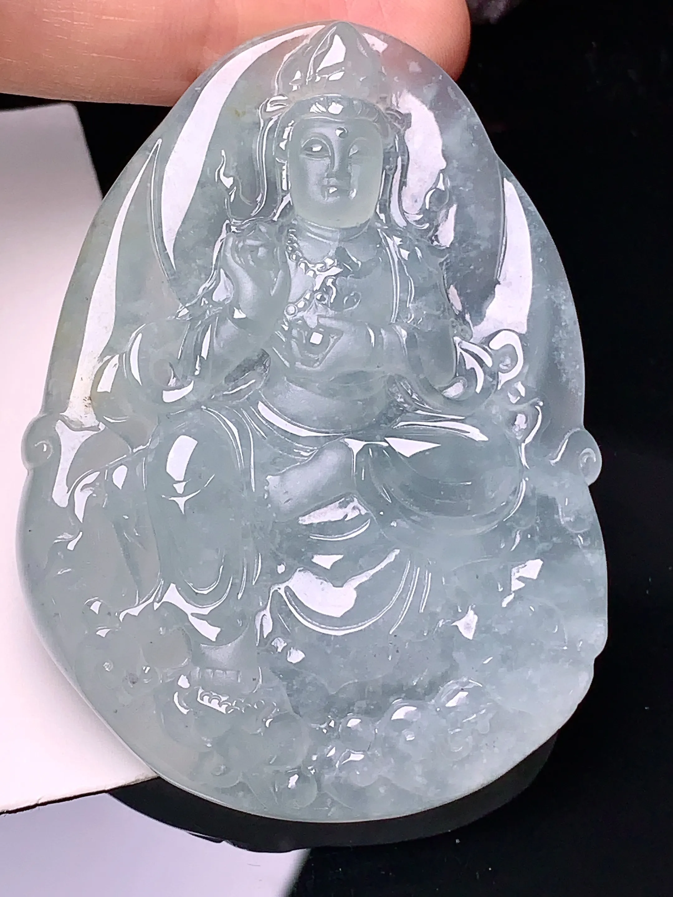 冰种文殊观音菩萨吊坠 玉质细腻 色泽清新艳丽 整体尺寸62*45.6*7.3
