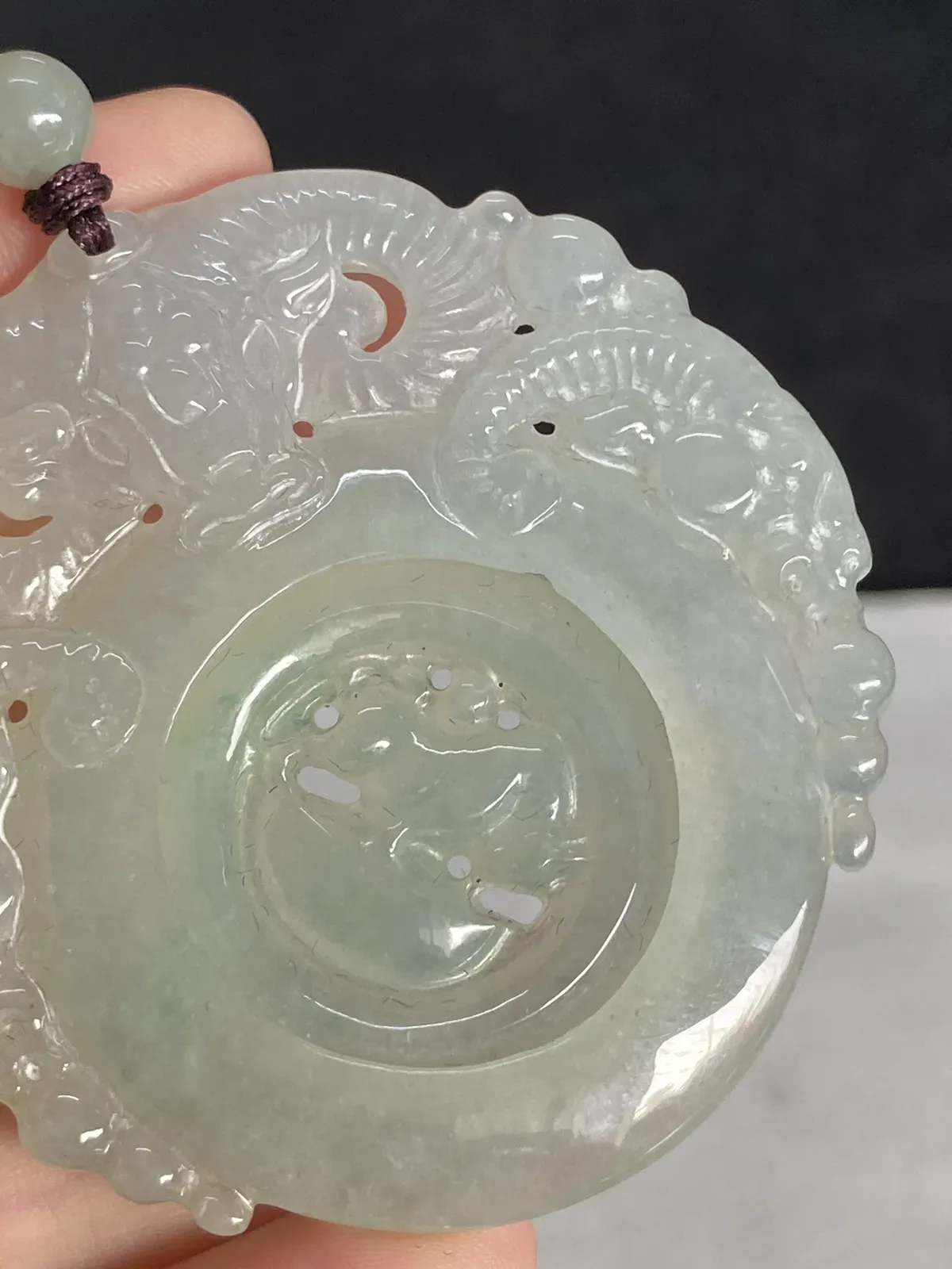翡翠瑞兽，配珠未测