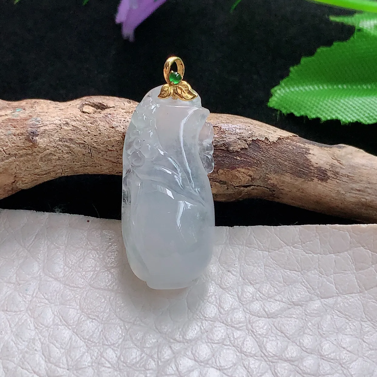 x54实拍27*12.5*8老坑天然翡翠冰润平平安安 玉瓶子玉挂件 玉吊坠