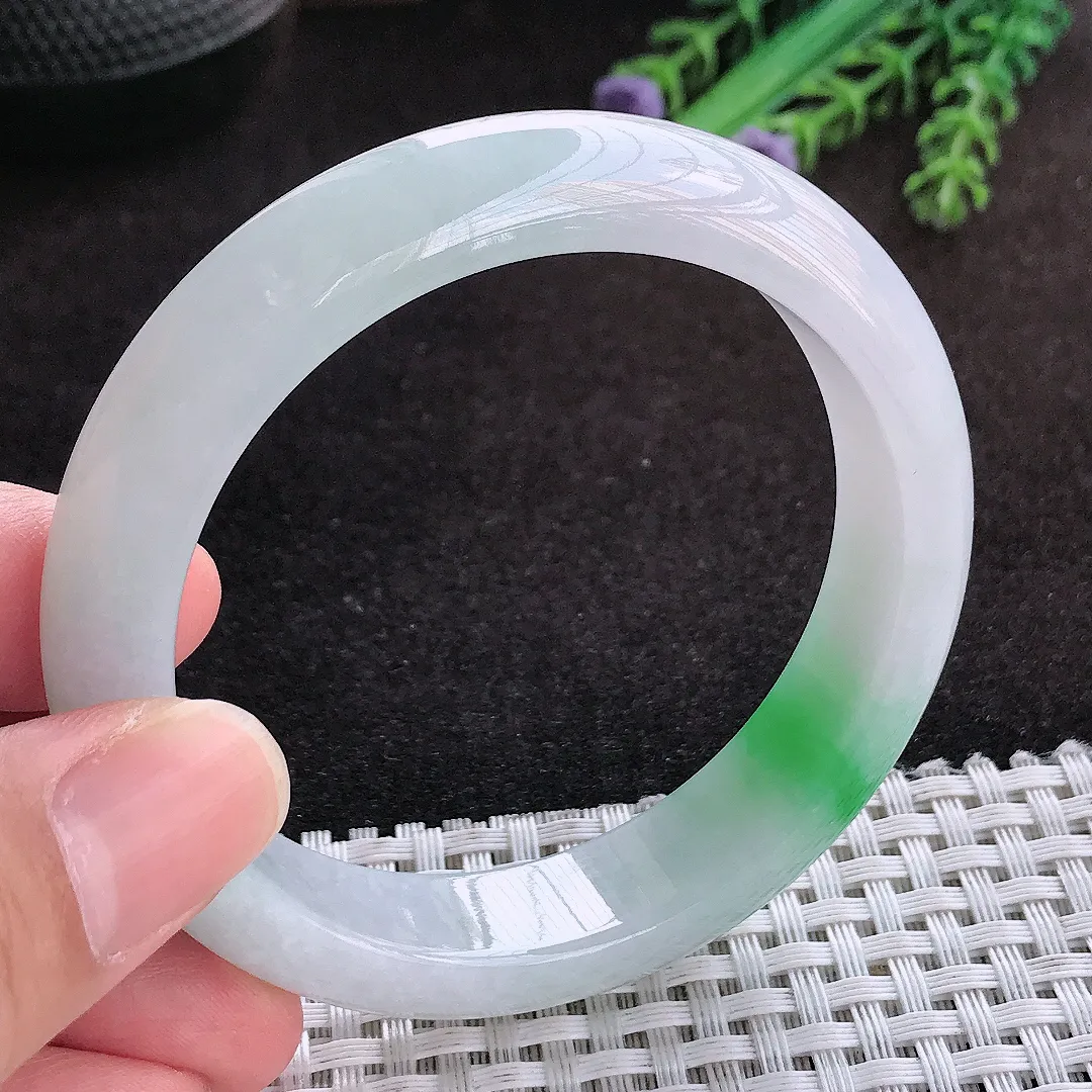 自然光55.5/13/8.2老坑冰润起胶白底青飘阳绿手镯翡翠玉镯子手环
