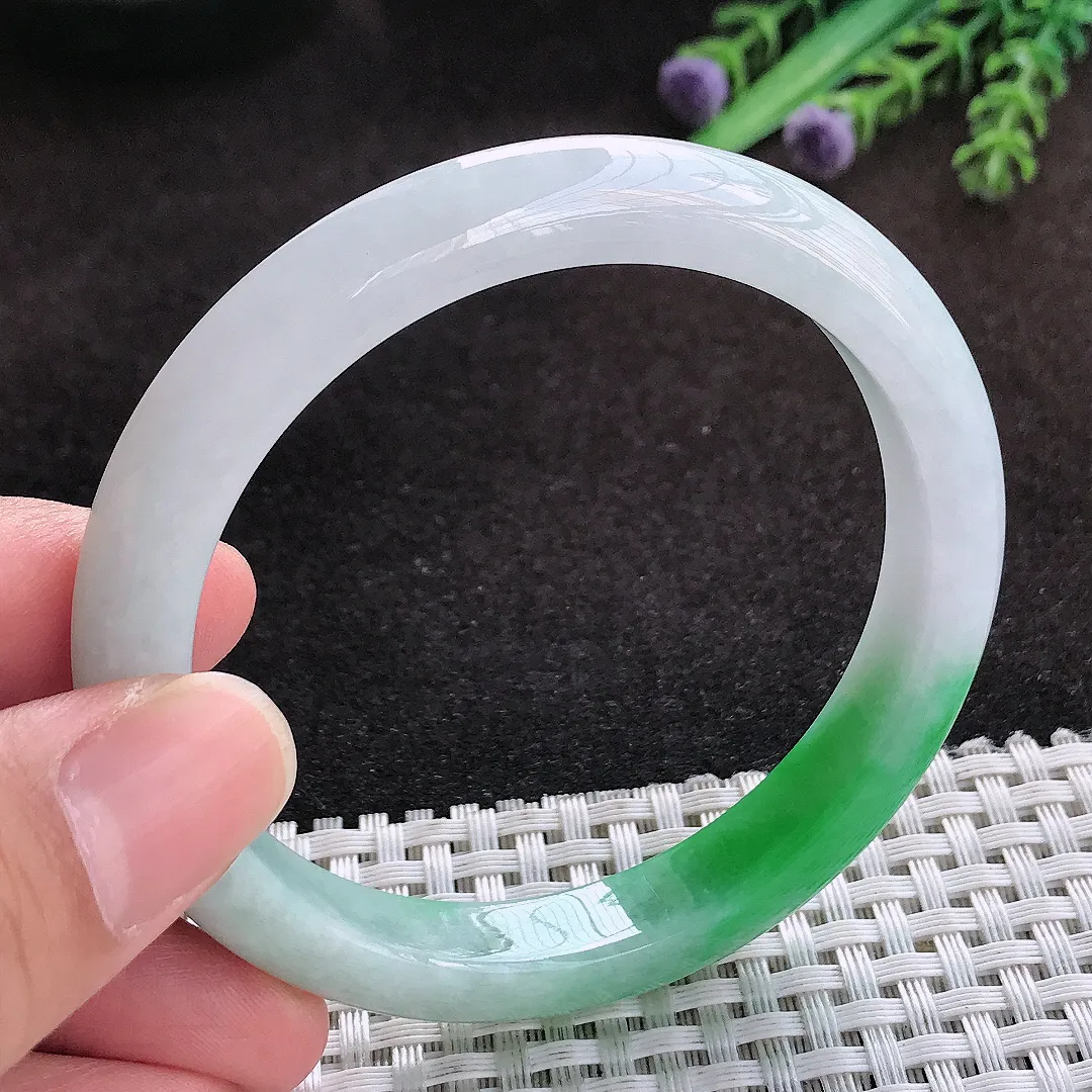 自然光56.5/9.8/7.7老坑精美温润飘阳绿手镯翡翠玉镯子美人镯手环