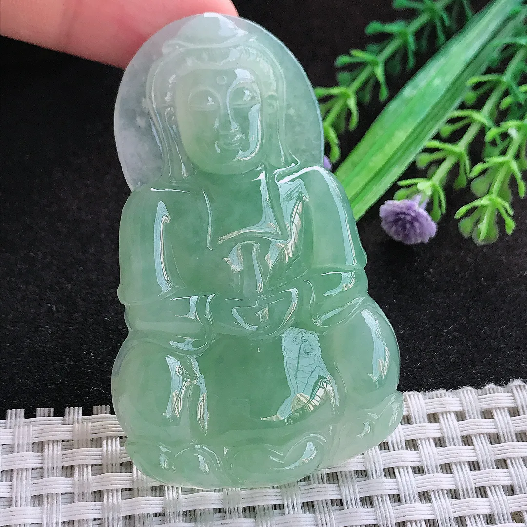 自然光68/42/7.8老坑冰胶水灵冰晴满绿观音菩萨挂件翡翠玉吊坠百搭