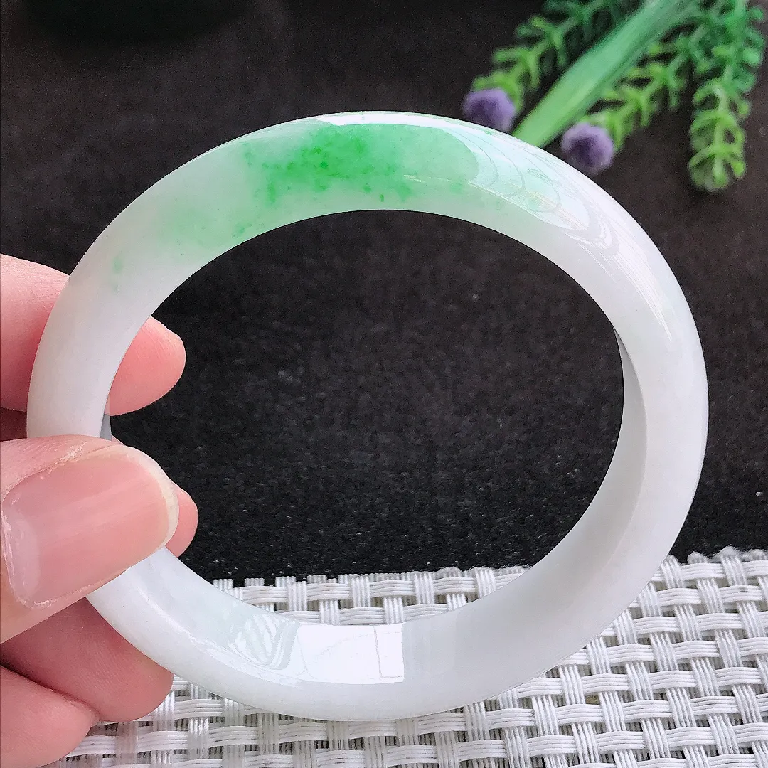自然光57.5/12.8/8老坑精美温润飘阳绿手镯翡翠玉镯子美人镯手环