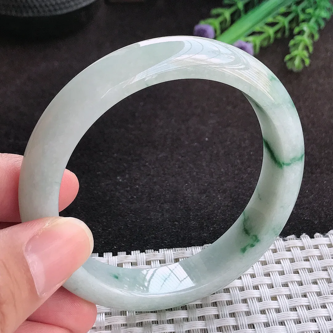 自然光57.8/13/8.3老坑精美温润飘花宽边手镯翡翠玉镯子美人镯手环