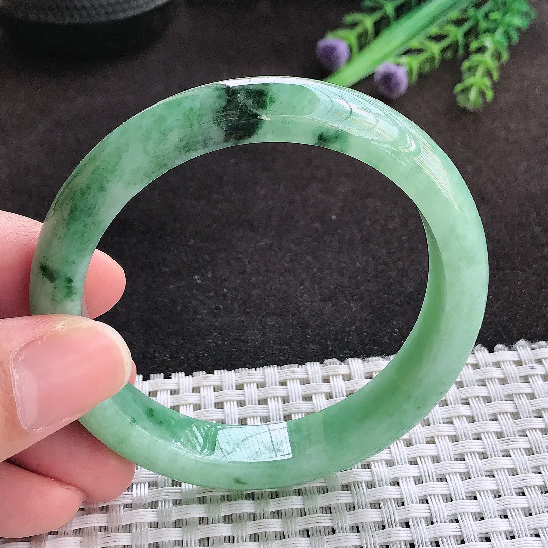 自然光55.5/11.4/8.3老坑精美温润飘花手镯翡翠玉镯子美人镯手环