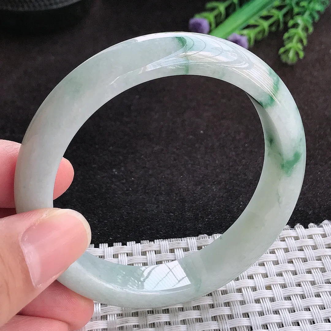 自然光57.8/13/8.3老坑精美温润飘花宽边手镯翡翠玉镯子美人镯手环