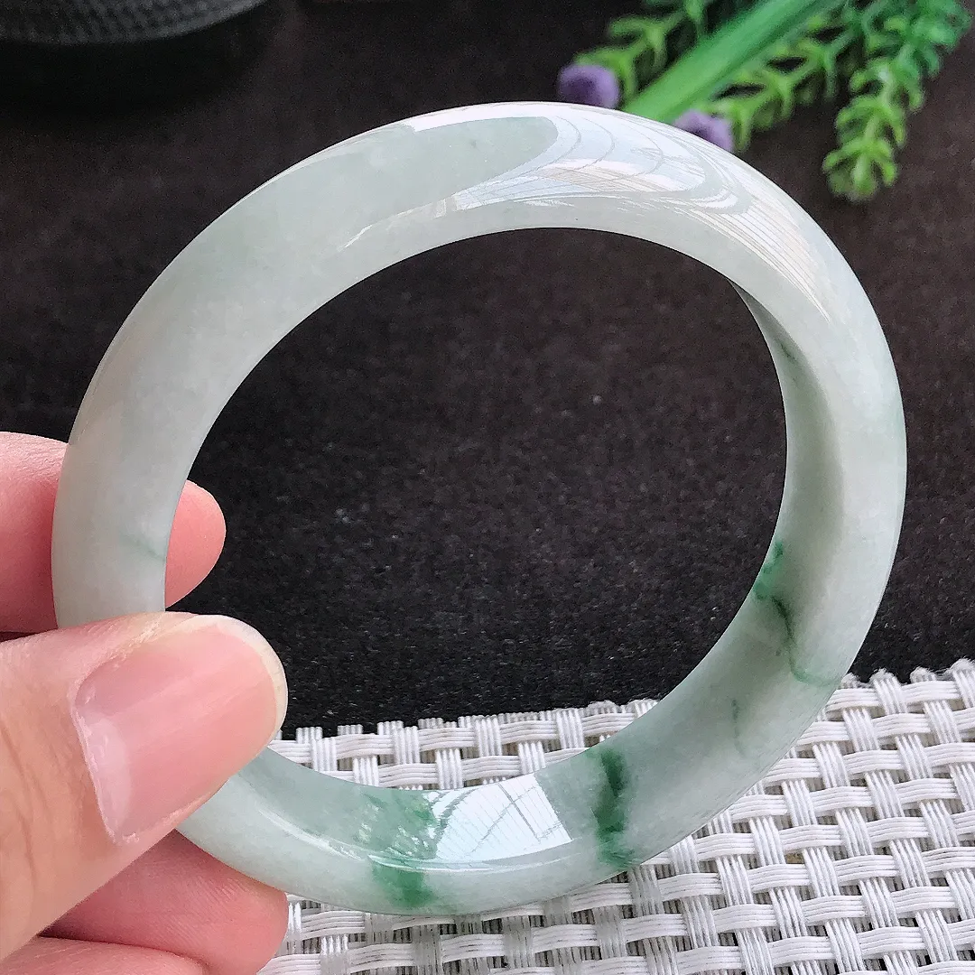 自然光57.8/13/8.3老坑精美温润飘花宽边手镯翡翠玉镯子美人镯手环