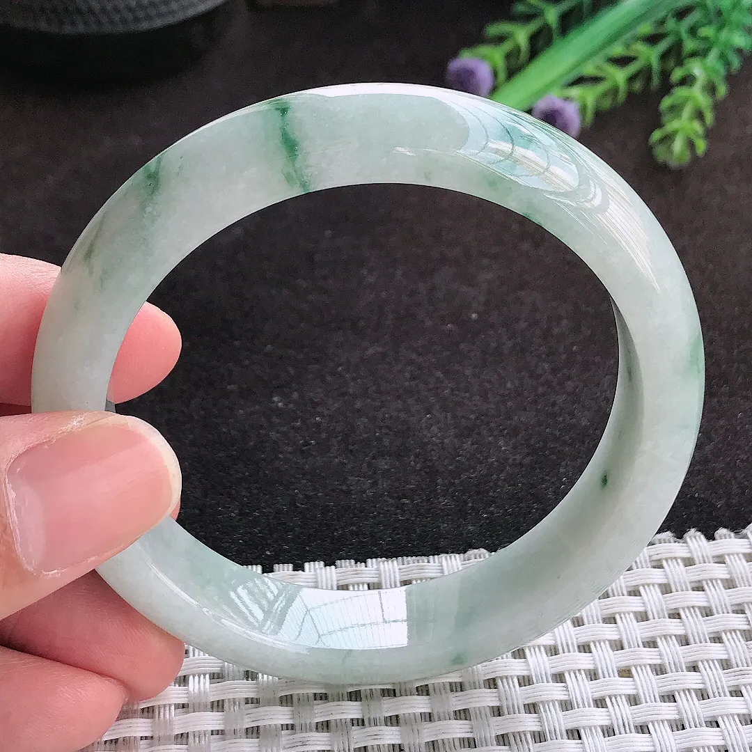 自然光57.8/13/8.3老坑精美温润飘花宽边手镯翡翠玉镯子美人镯手环