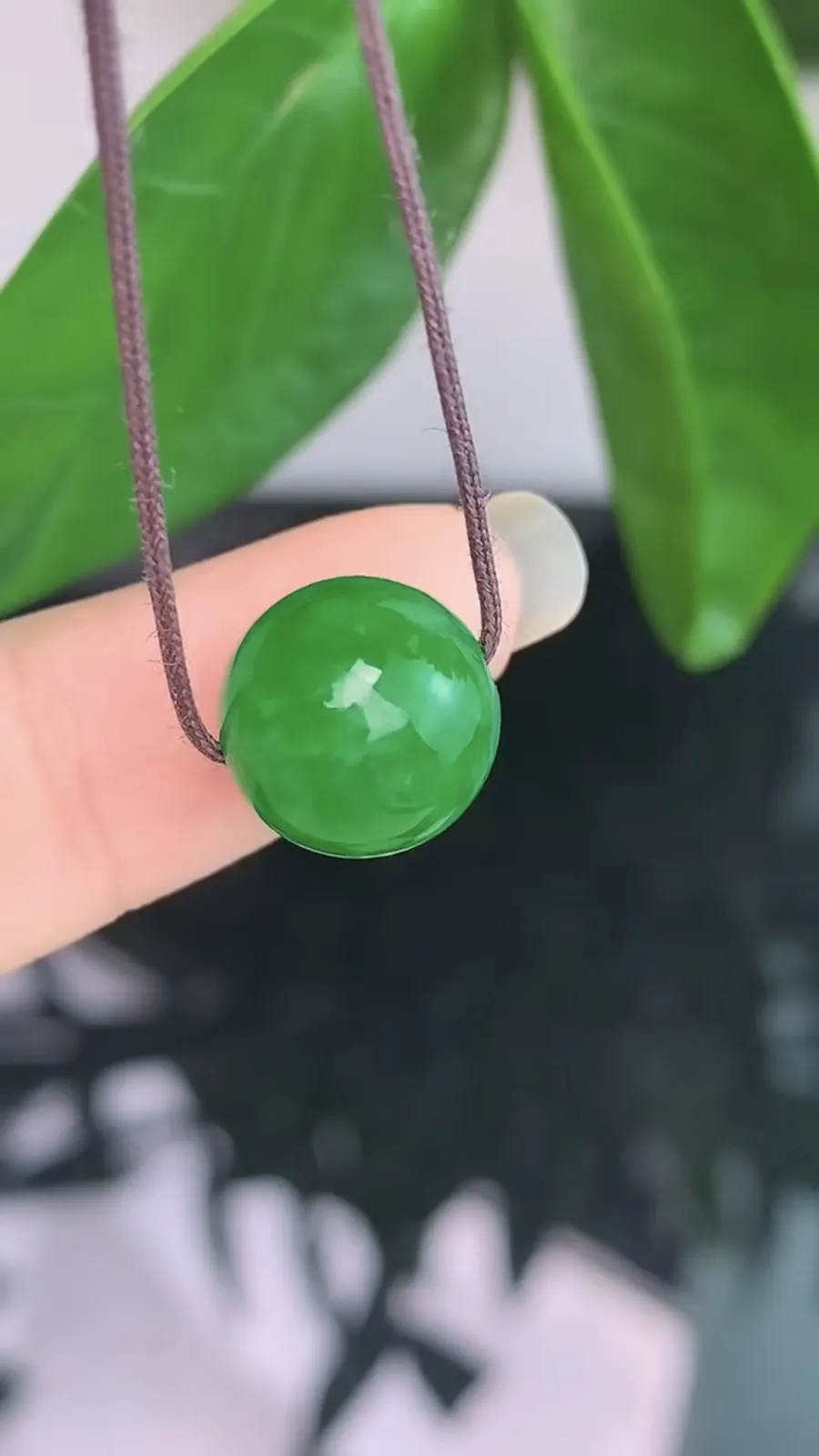 天然A货翡翠-冰糯种满绿胶感圆珠玉坠吊坠1012-281，尺寸11，重量2.00g