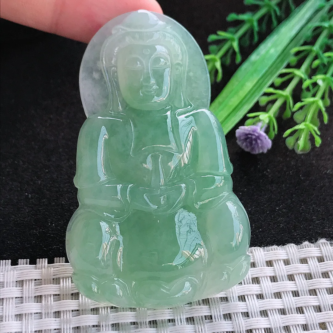 自然光68/42/7.8老坑冰胶水灵冰晴满绿观音菩萨挂件翡翠玉吊坠百搭