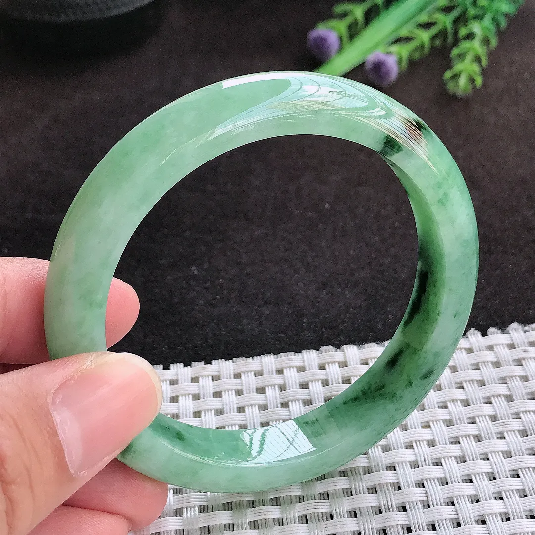 自然光55.5/11.4/8.3老坑精美温润飘花手镯翡翠玉镯子美人镯手环
