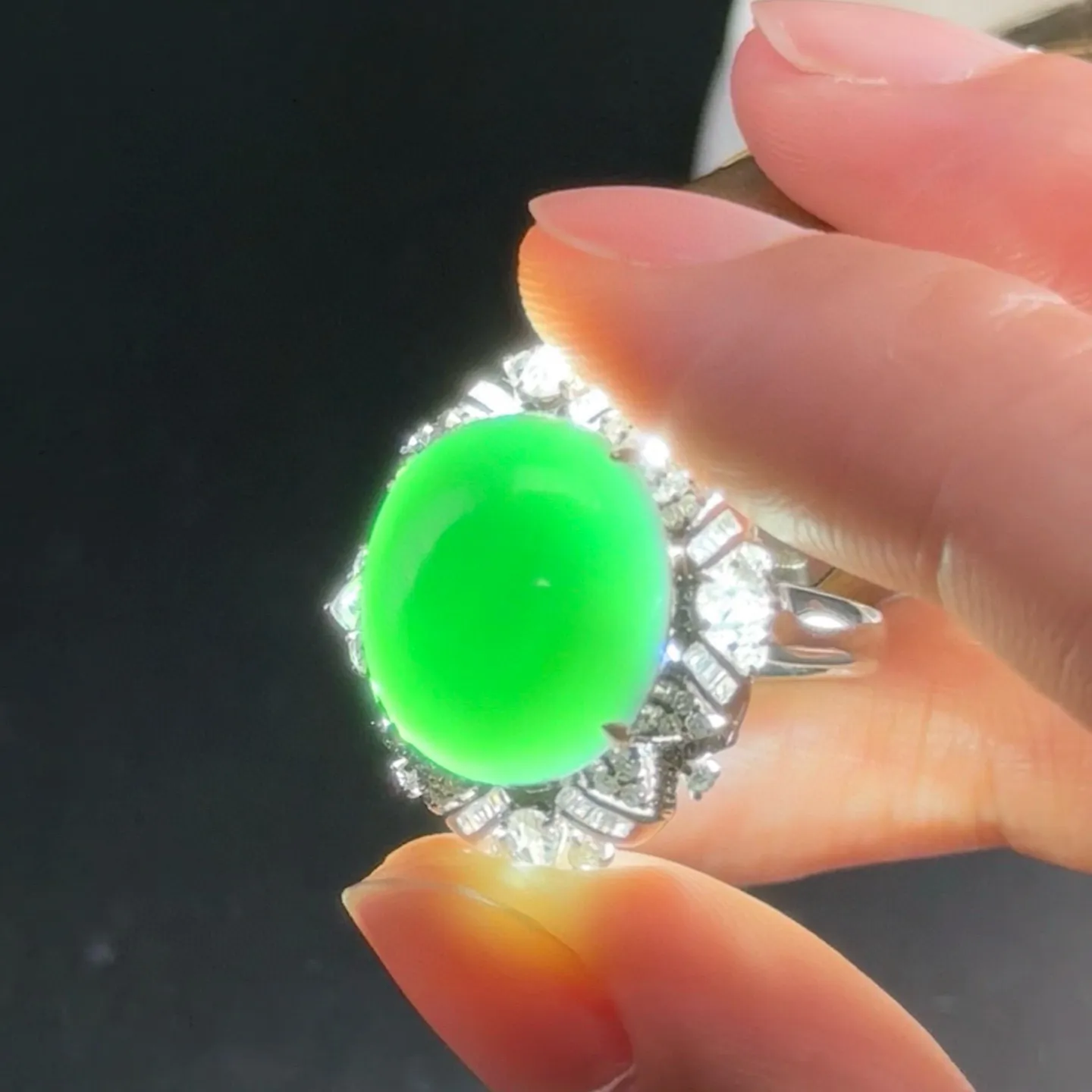 精品豪镶墨翠女戒 种好色正 黑度极好 打灯通透 油性十足  尺寸15.3