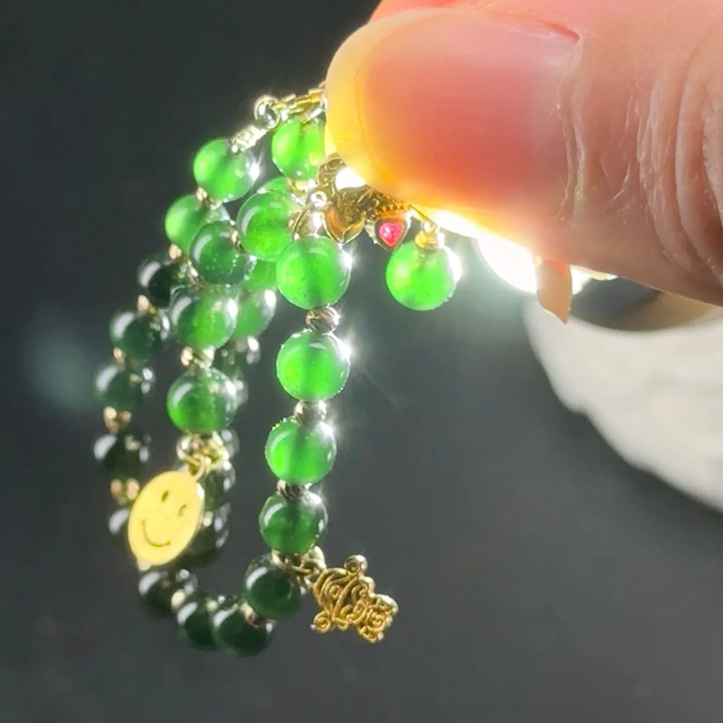 精品18k墨翠手串 种好色正 黑度极好 打灯通透 油性十足 尺寸4.6